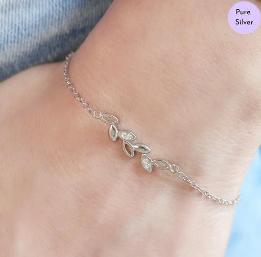 Twinkling Leaf 925 Silver Bracelet with Cubic Zirconia